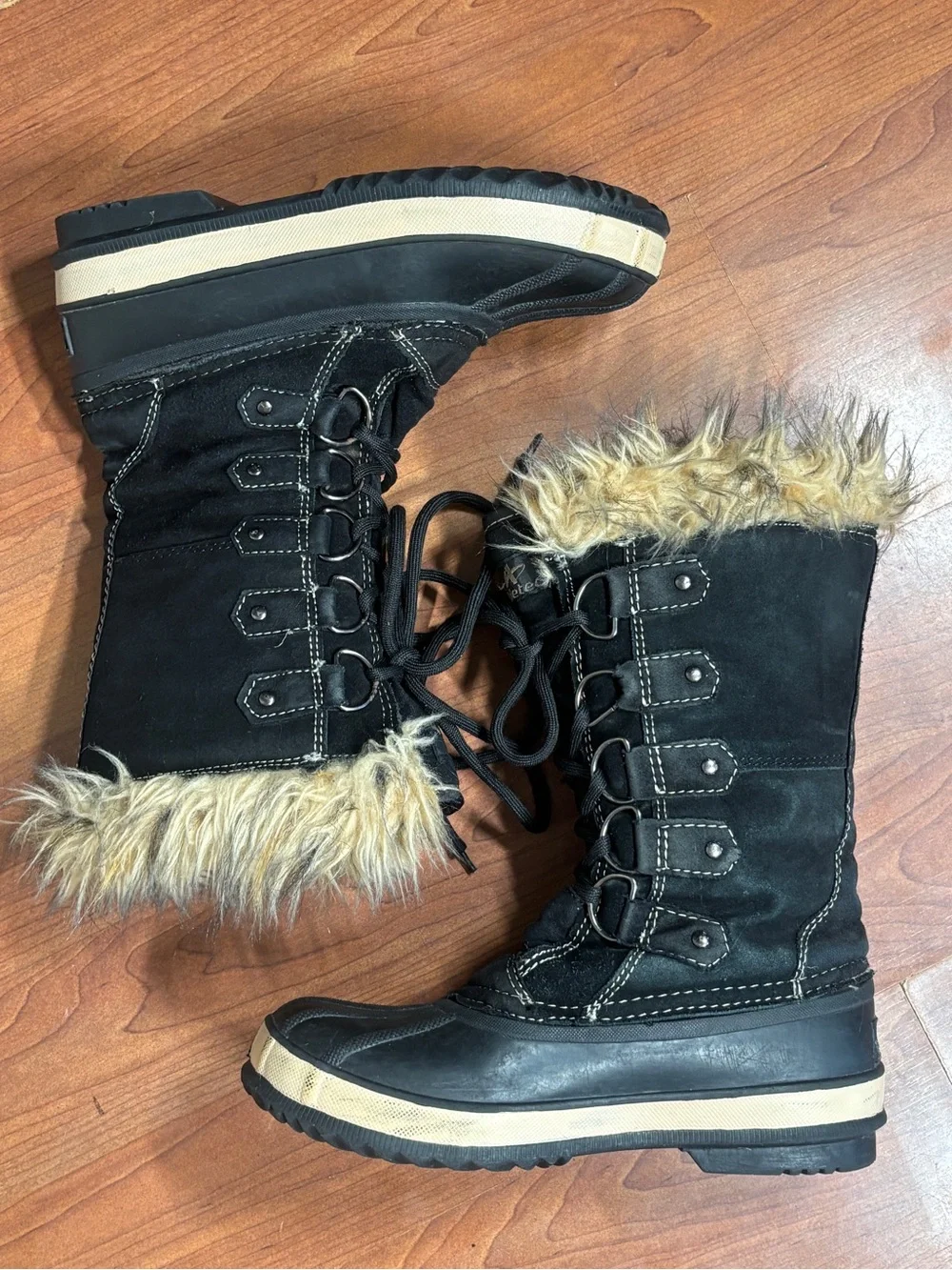 Athletech Black Lace-Up Winter Boots with Faux Fur Trim
